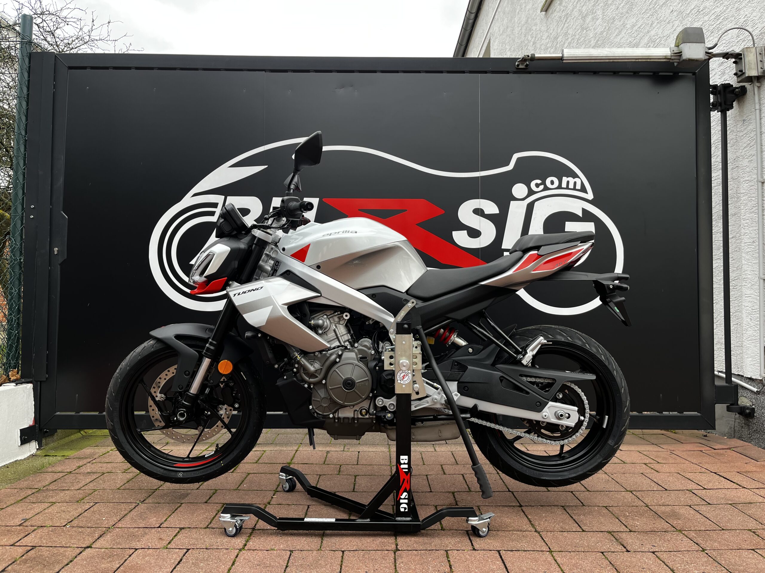 bursig-zentralst-nder-aprilia-rs-tuono-457-montagest-nder-schwarz-2 image 1