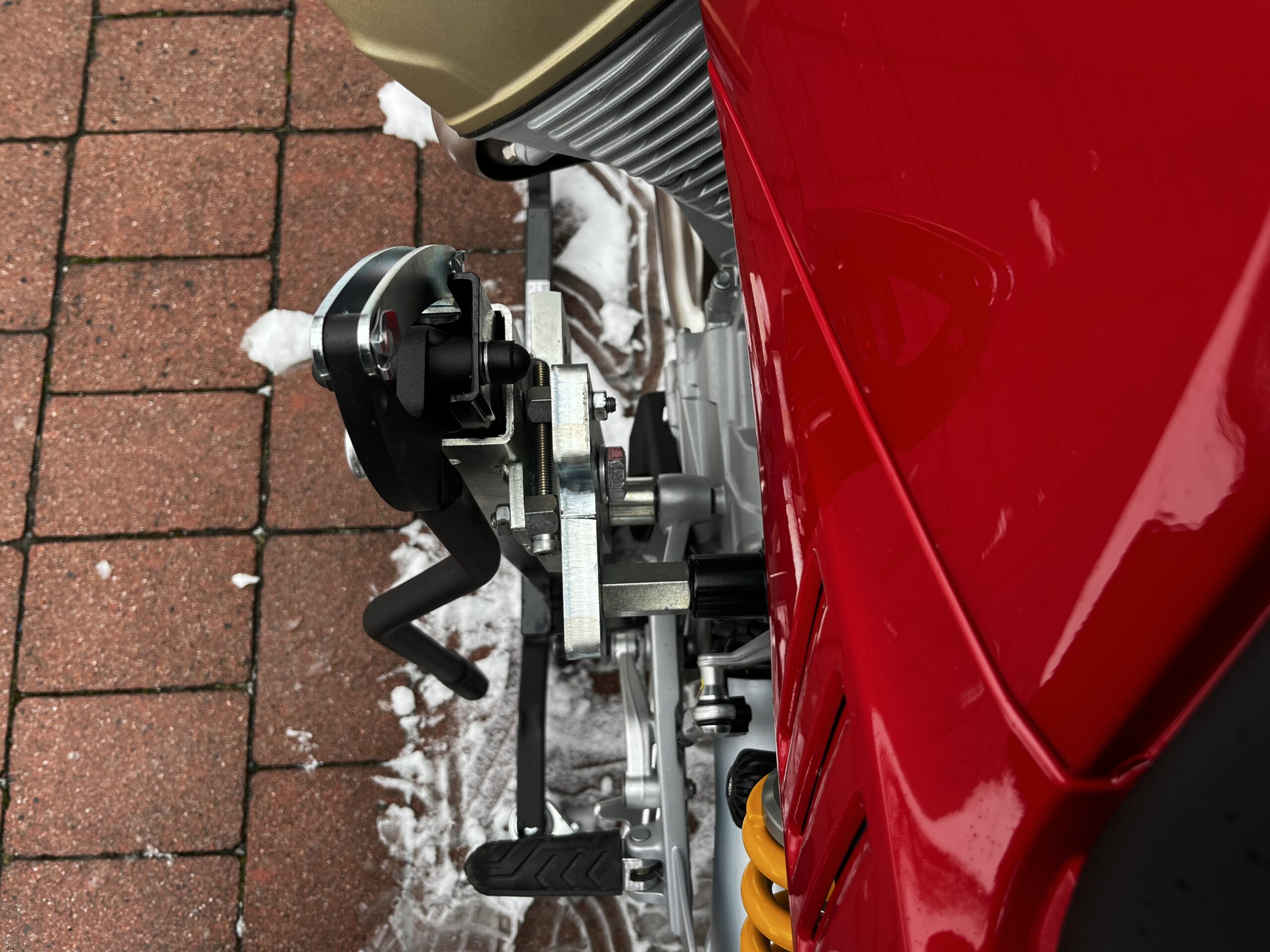bursig-zentralst-nder-moto-guzzi-v100-mandello-montagest-nder image 5