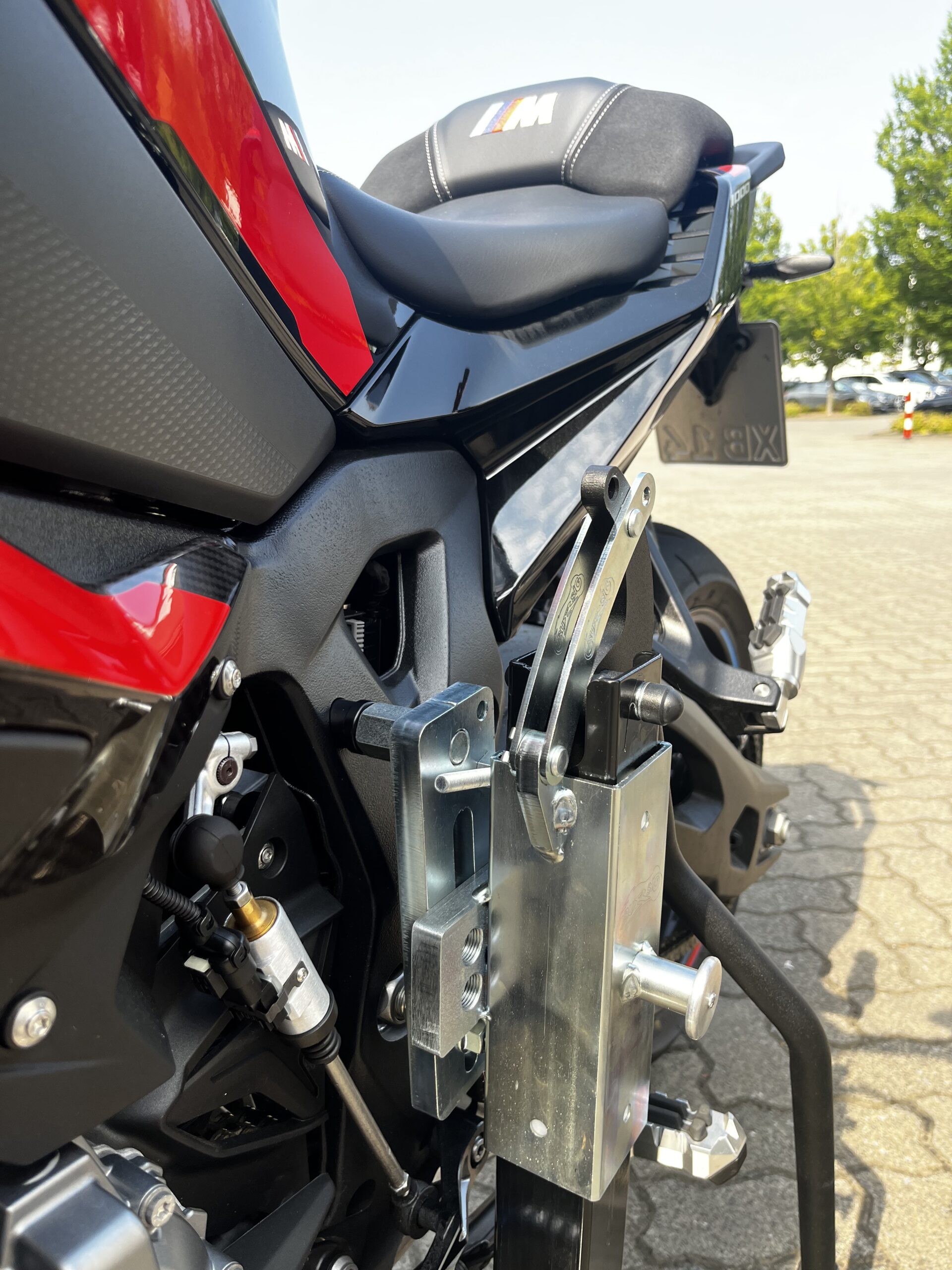 bursig-zentralst-nder-bmw-m1000xr-2024-26-montagest-nder-schwarz image 2