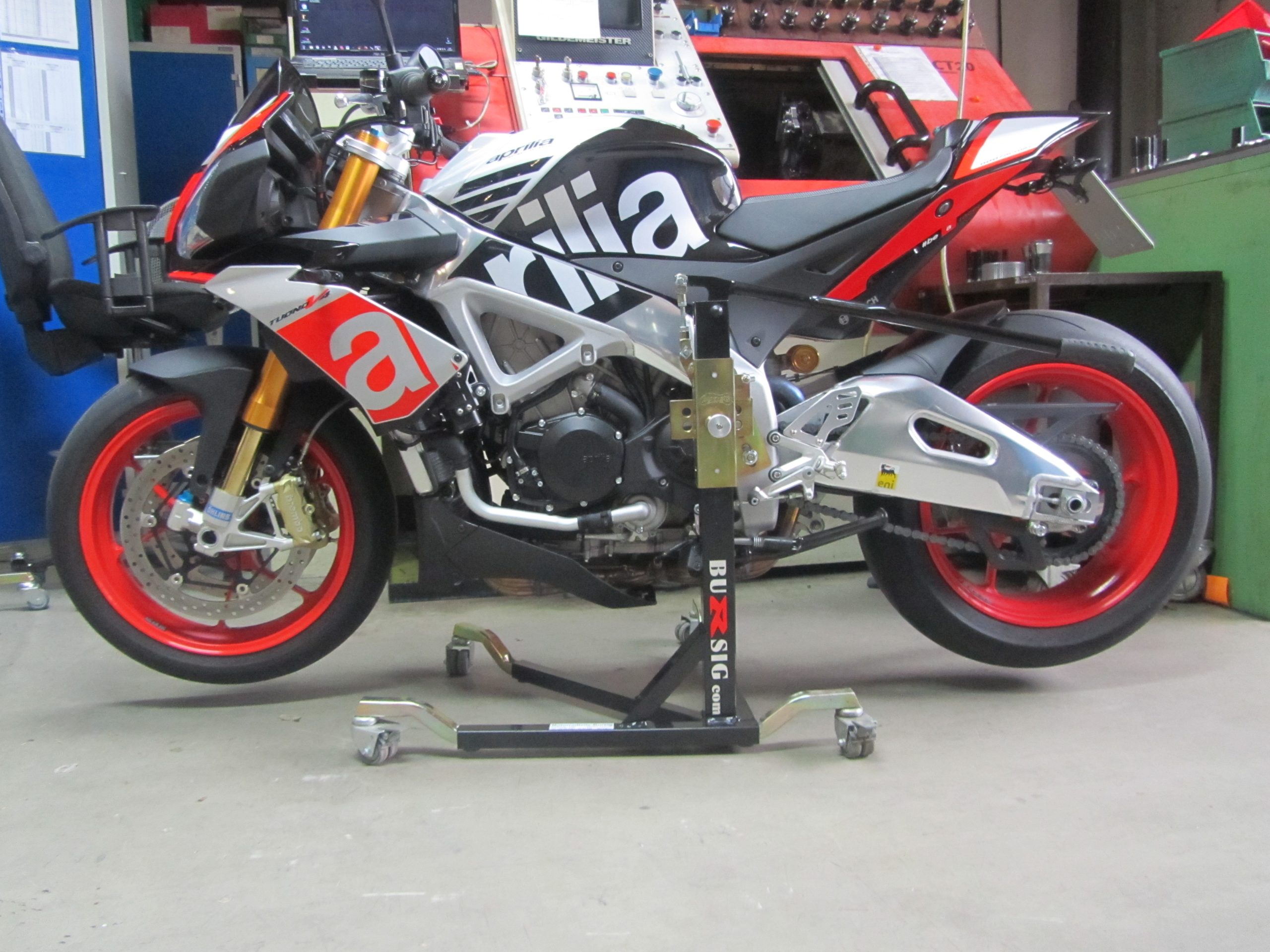 bursig-zentralst-nder-aprilia-tuono-1100-v4-2015-2026-schwarz image 1