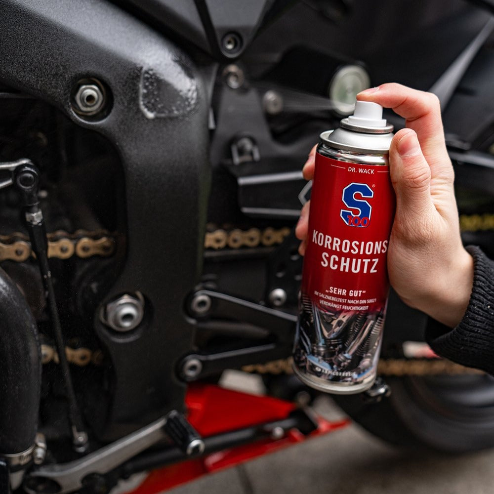 s100-motorrad-korrosions-schutz-spray-300-ml-transparent image 4
