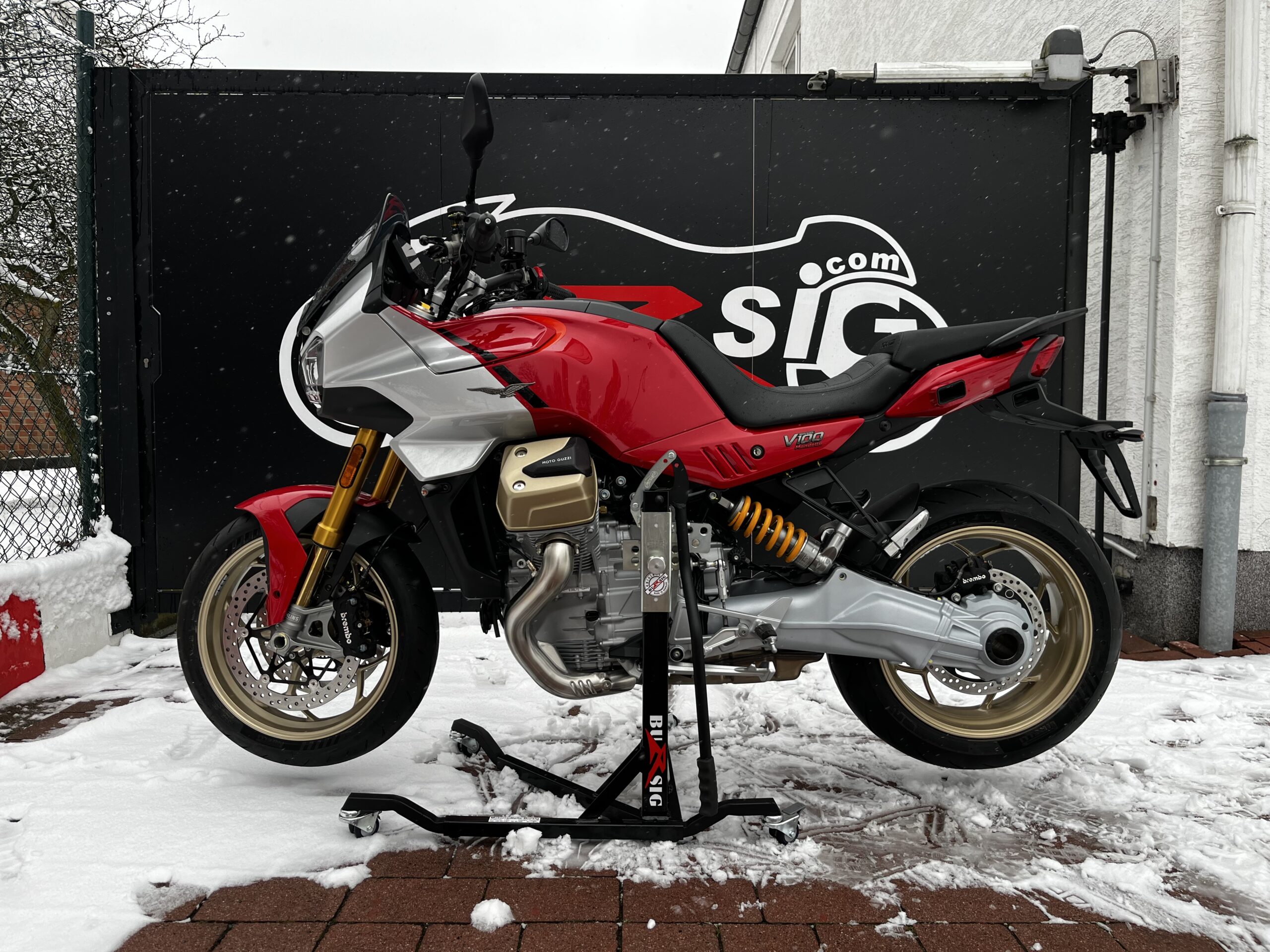 bursig-zentralst-nder-moto-guzzi-v100-mandello-montagest-nder image 1