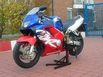 bursig-zentralst-nder-honda-cbr-600-f-pc35-montagest-nder image 1