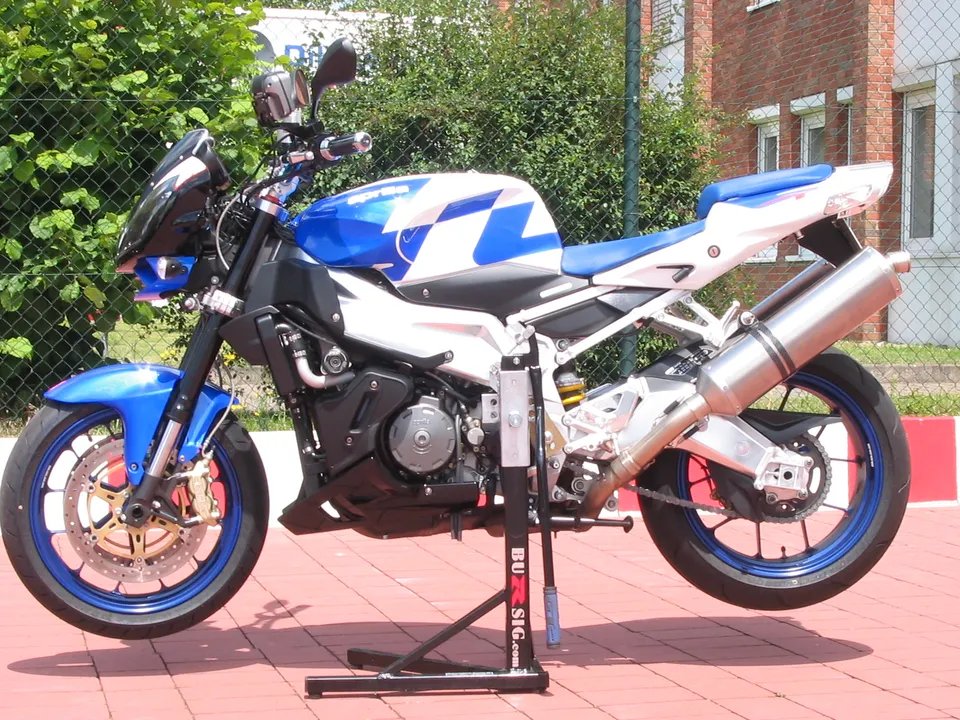 bursig-aprilia-rsv-tuono-1000-zentralst-nder-schwarz-v2 image 1