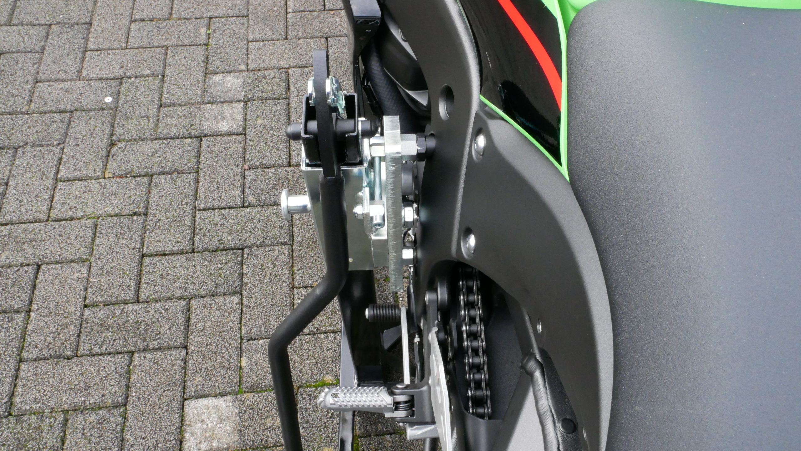 bursig-zentralst-nder-kawasaki-zx-10r-2016-2026-schwarz image 6