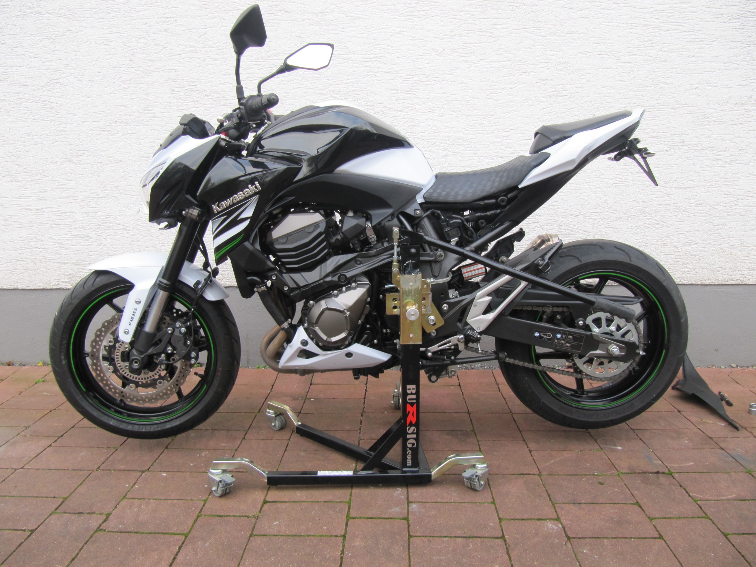 bursig-zentralst-nder-kawasaki-z800-2013-2020-schwarz image 1