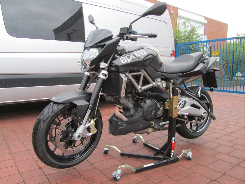 bursig-zentralst-nder-aprilia-shiver-750-montagest-nder-schwarz image 1