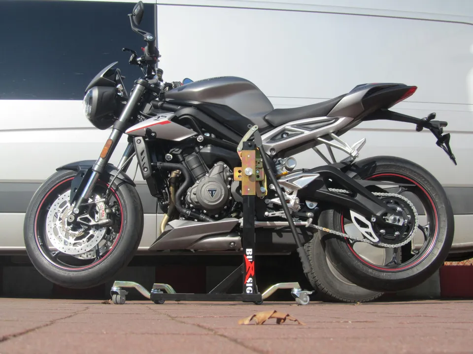 bursig-zentralst-nder-triumph-street-triple-765-montagest-nder-hd01a image 1