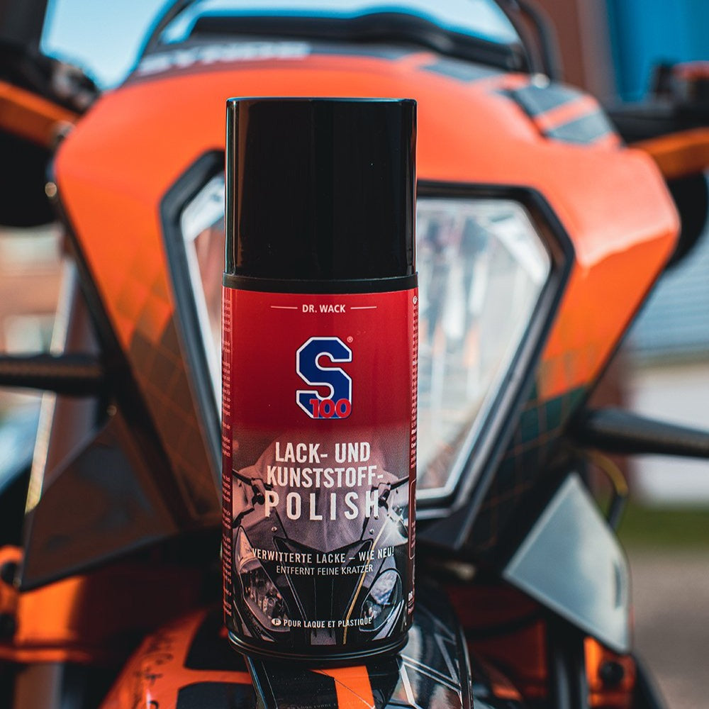 s100-motorrad-lack-und-kunststoff-polish-220-ml-glanz image 2