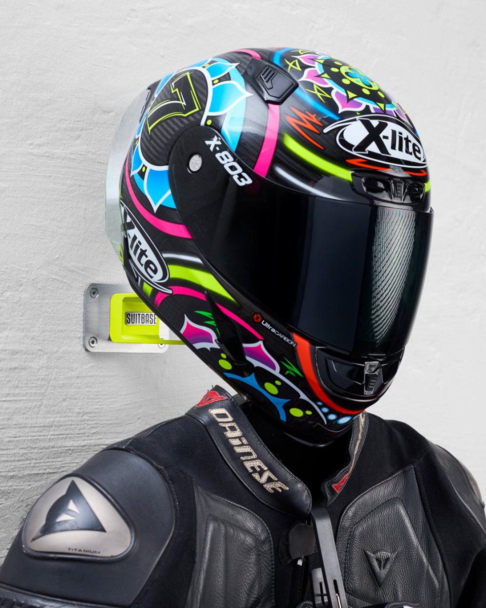 suitbase-pro-v4-neon-yellow-motorrad-garderobe-aluminium image 4