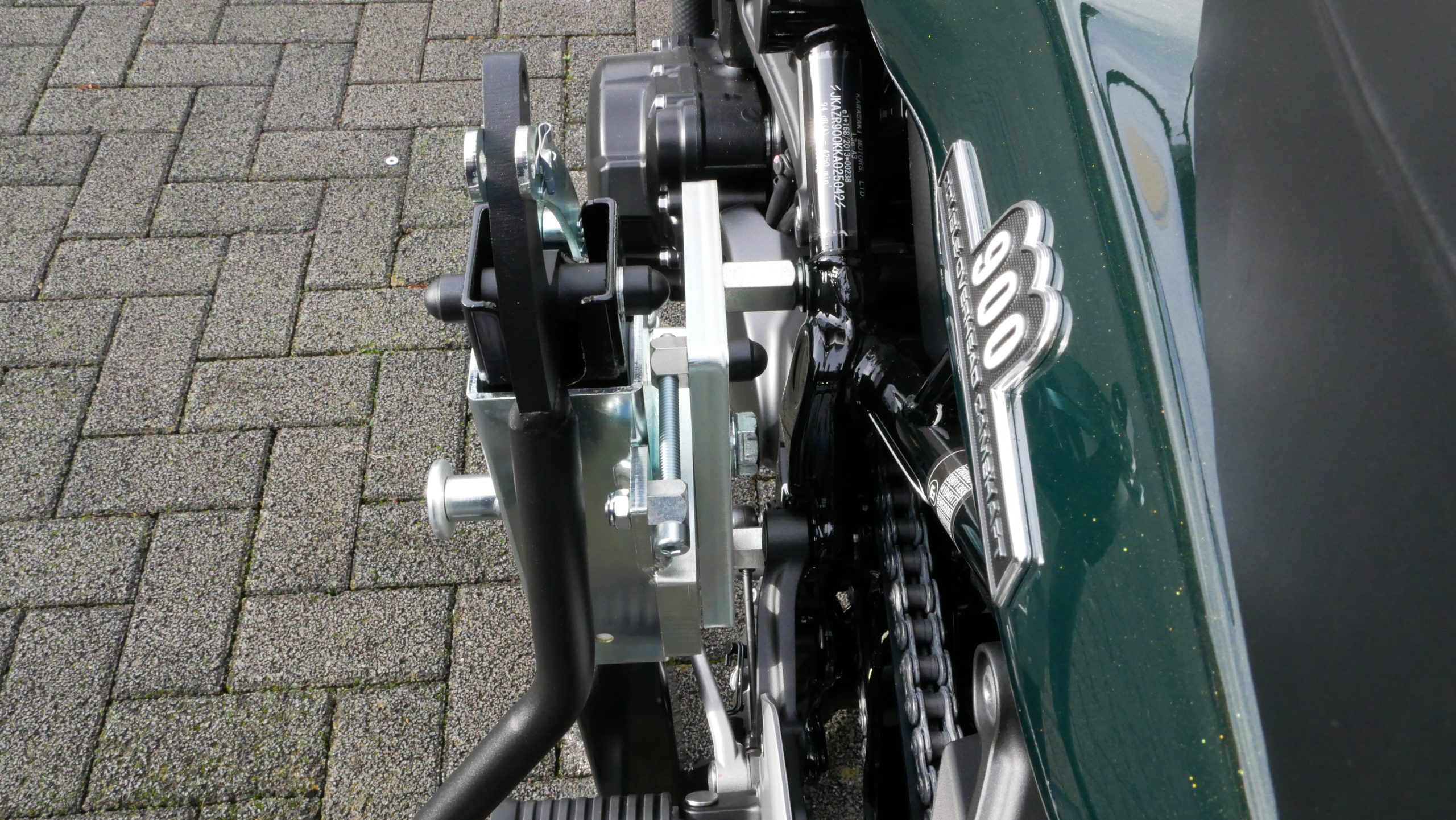 bursig-zentralst-nder-kawasaki-z900-rs-montagest-nder-schwarz-2 image 6