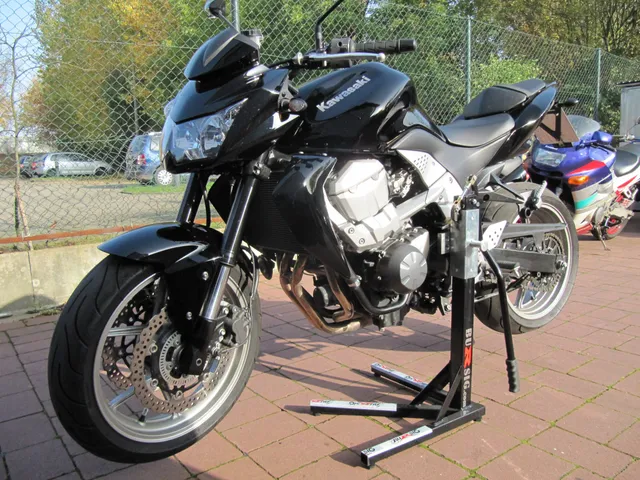bursig-zentralst-nder-kawasaki-z750-r-07-14-motorradst-nder image 1