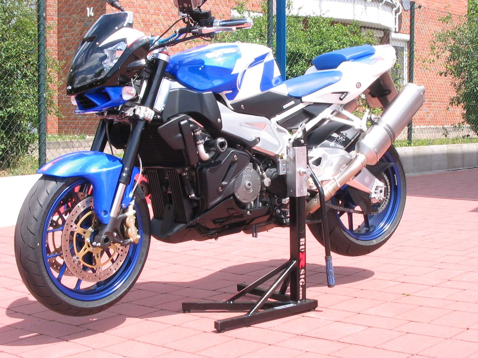 bursig-aprilia-rsv-tuono-1000-zentralst-nder-schwarz-v2 image 5