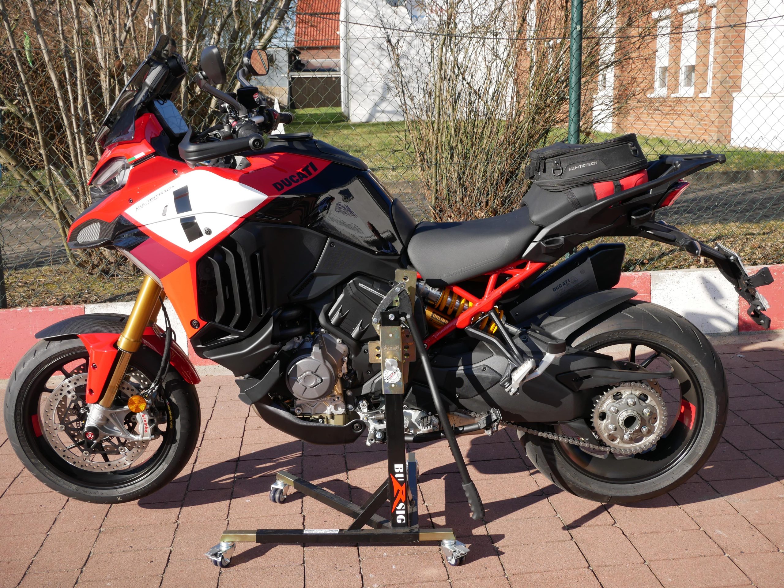 bursig-zentralst-nder-ducati-multistrada-v4-montagest-nder-schwarz image 1