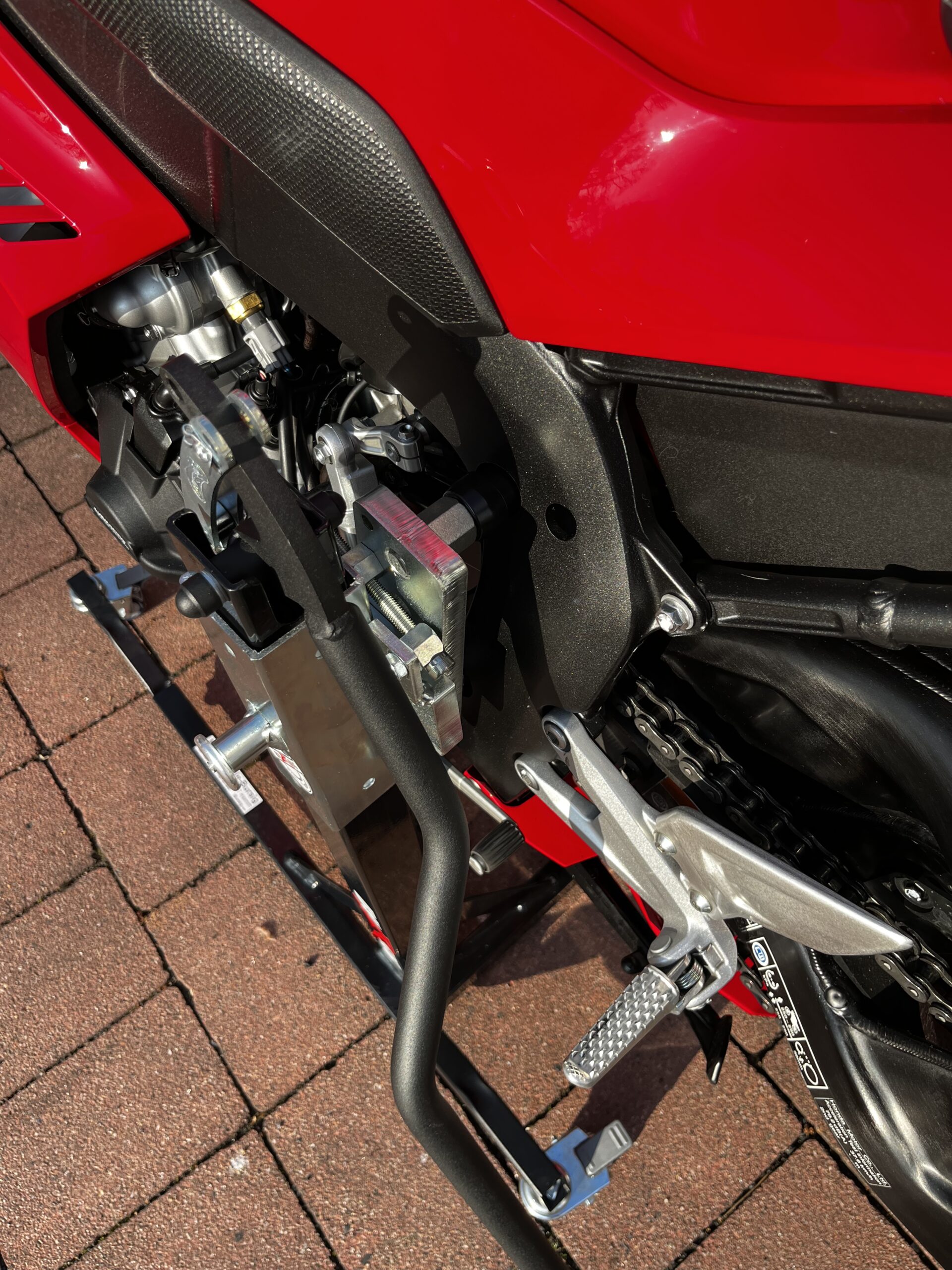 bursig-zentralst-nder-honda-cbr-1000-rr-r-sp-sc82-montagest-nd image 5