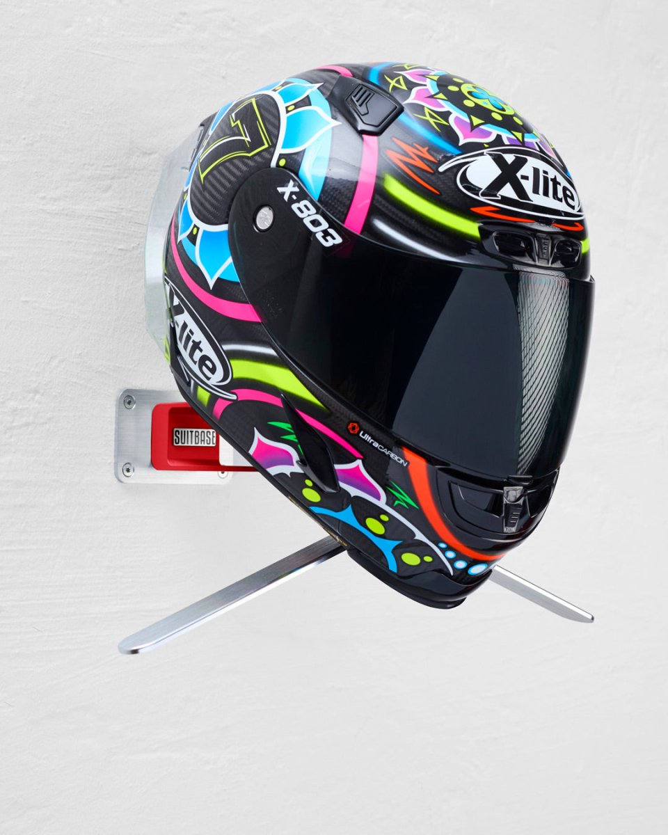 suitbase-pro-v4-desmo-red-motorrad-garderobe-aluminium image 3