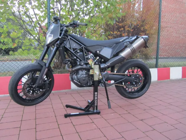 bursig-zentralst-nder-ktm-690-smc-r-2008-16-montagest-nder image 1