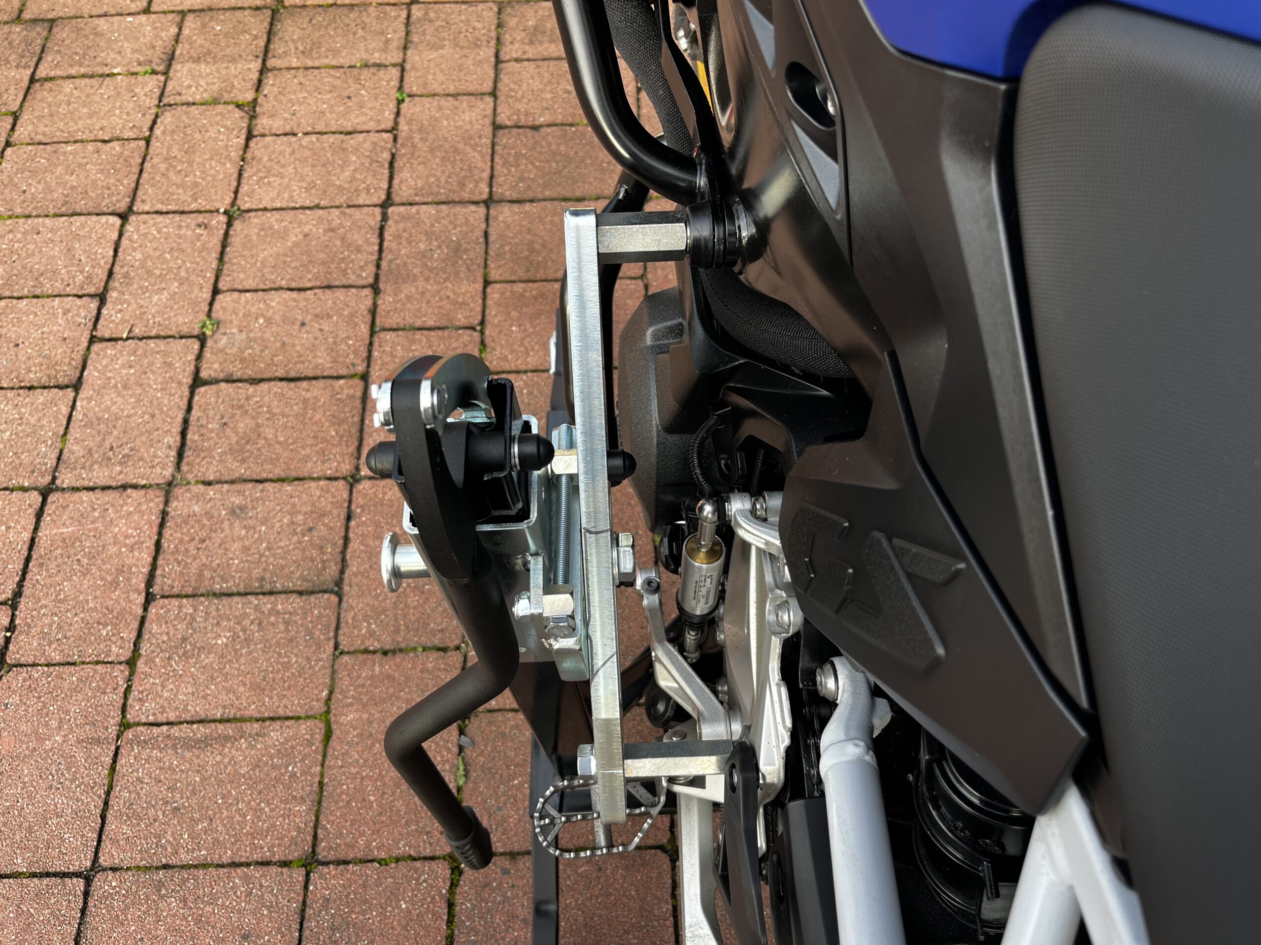 bursig-zentralst-nder-bmw-r1300gs-montagest-nder-schwarz image 5