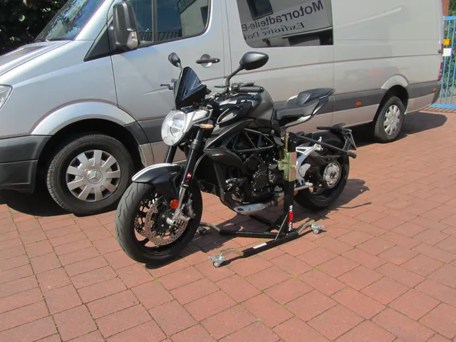bursig-zentralst-nder-mv-agusta-800-brutale-montagest-nder-schwarz image 1