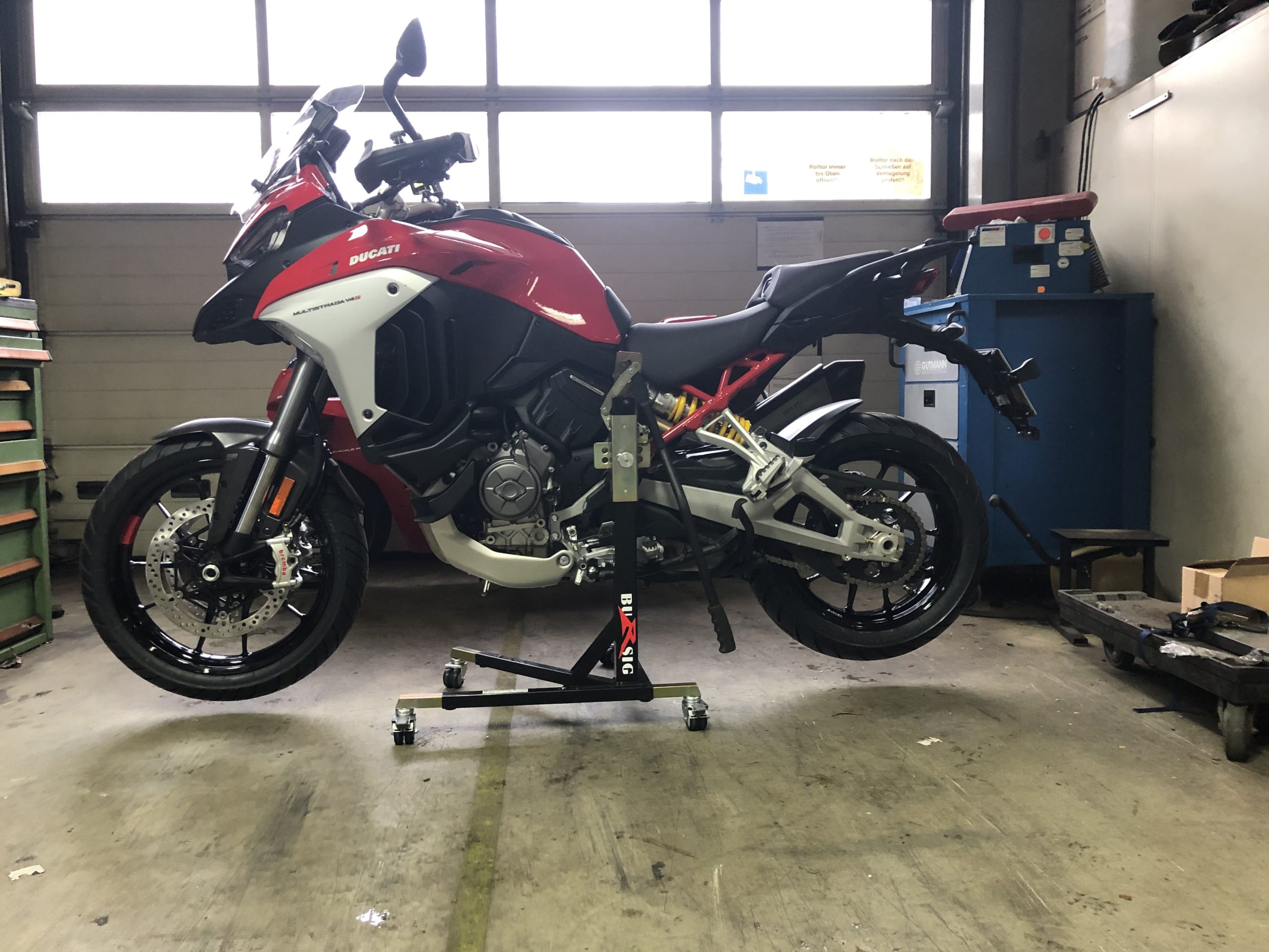 bursig-zentralst-nder-ducati-multistrada-v4-montagest-nder image 1
