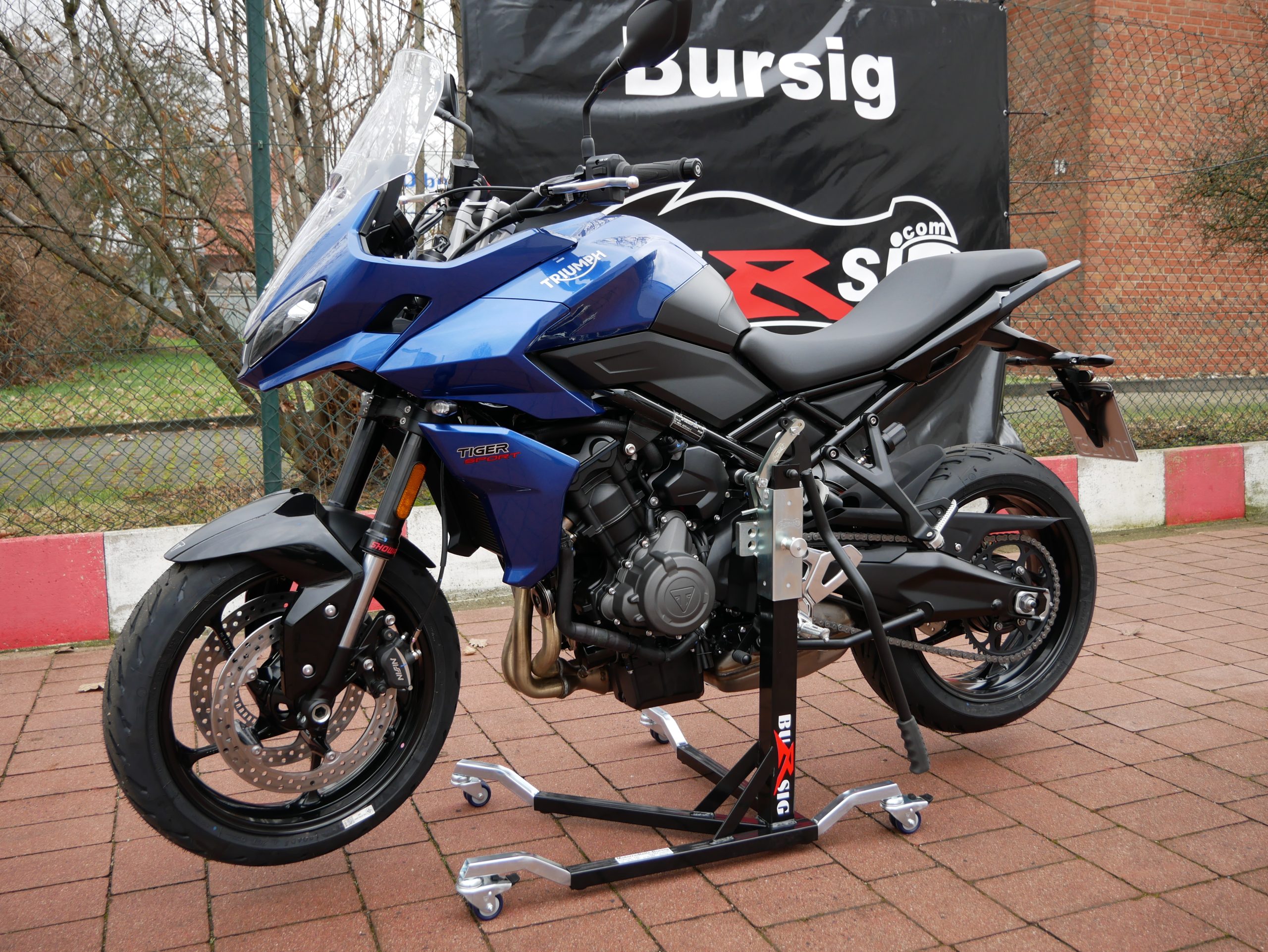 bursig-zentralst-nder-triumph-tiger-sport-660-montagest-nder image 1