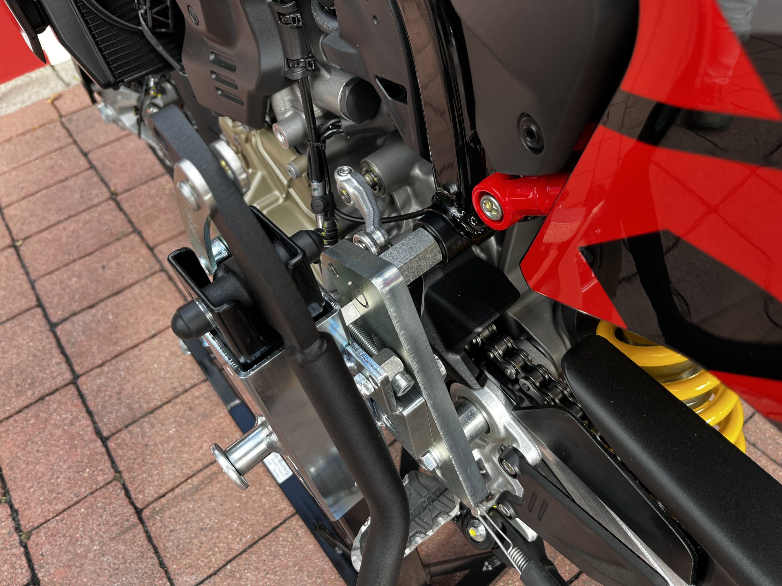 bursig-zentralst-nder-ducati-hypermotard-698-montagest-nder-300kg image 5
