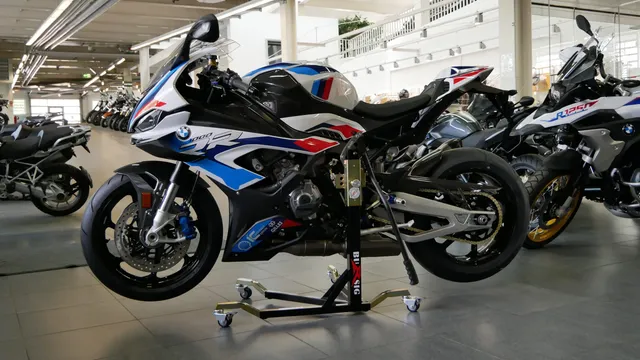 bursig-zentralst-nder-bmw-m1000rr-2021-26-montagest-nder-schwarz-300kg image 1