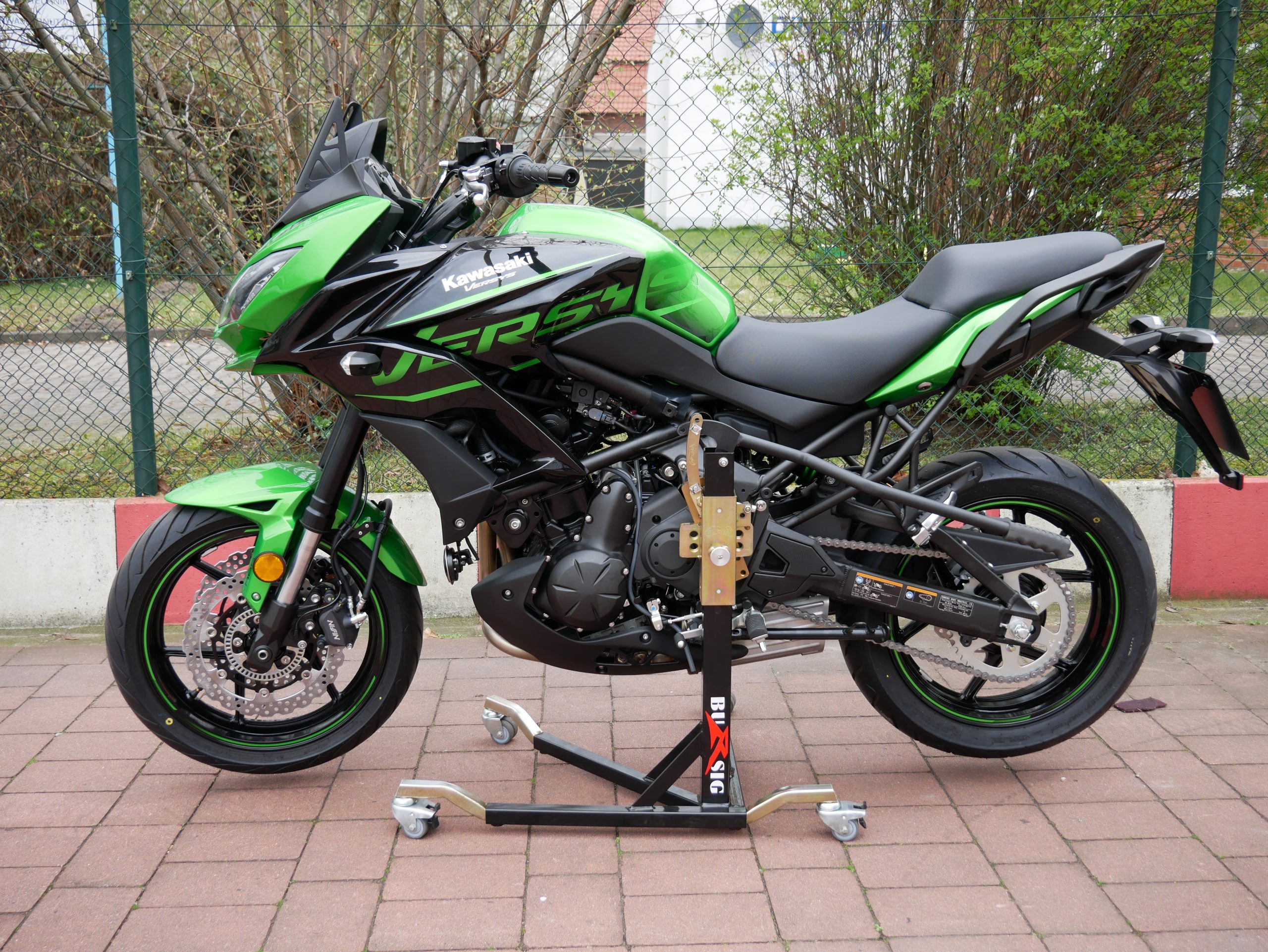 bursig-zentralst-nder-kawasaki-kle-650-versys-2015-18-schwarz image 1